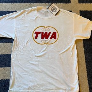 TWA Airlines T-Shirt  XL White - GLOBE logo 1962–1975 Trans World Airlines NEW